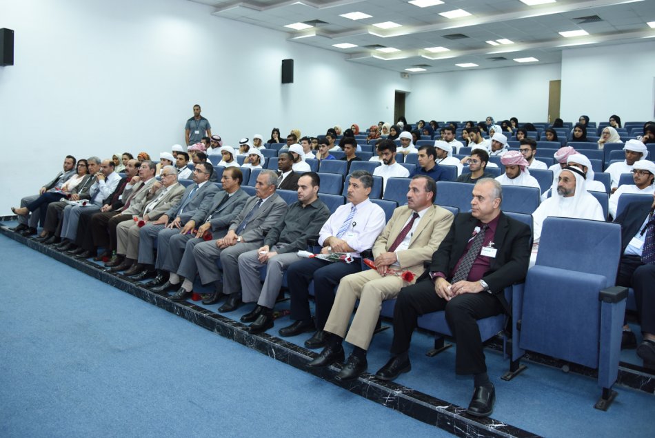 جامعة العين، العين، أبوظبي، رئيس الجامعة