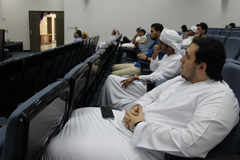 محاضرة بمناسبة اليوم العالمي للتسامح (بالتسامح نلتقي ونرتقي) - مقر العين