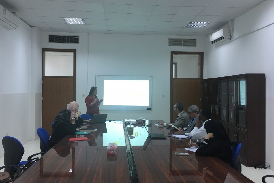 محاضرة عن المصادر العلمية لبرامج القانون في جامعة العين