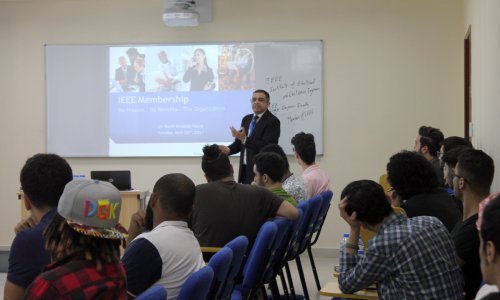 ورشة عمل تعريفية بالفرع الطلابي لجامعة العين في معهد مهندسي الكهرباء والالكترونيات