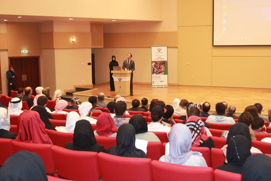 يوم حافل للطلبة الجدد في جامعة العين بمقرها في أبوظبي