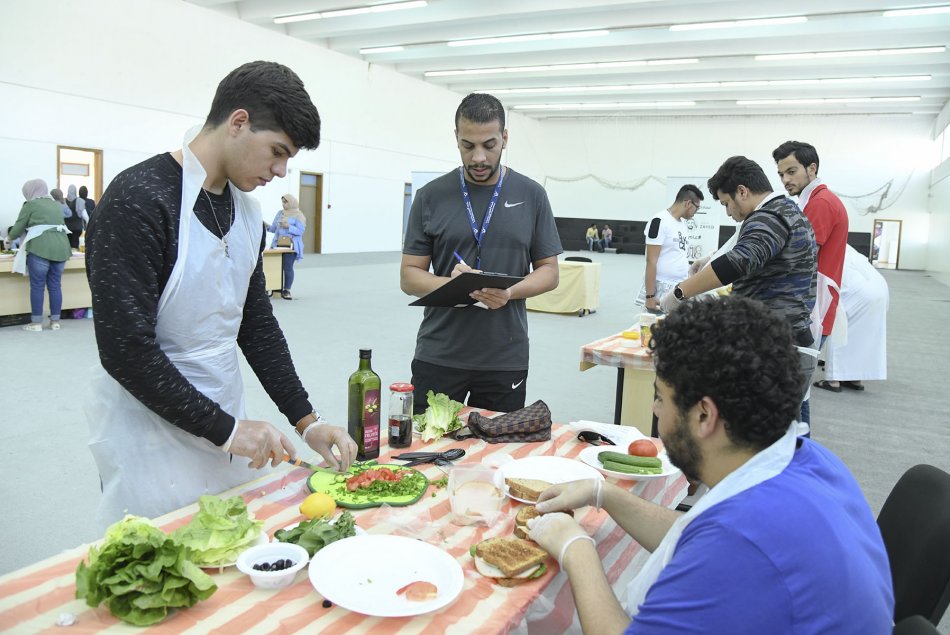 The Healthiest Meal Competition 