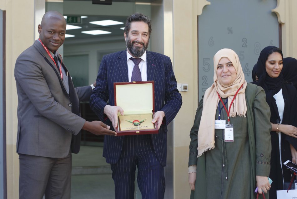 زيارة طلابية إلى مركز الإحصاء في أبوظبي 
