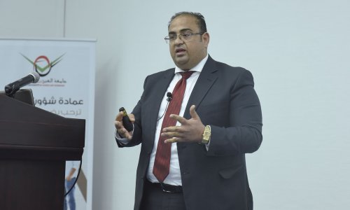 Khalifa Library organized a book review about Psychology and Behavior  