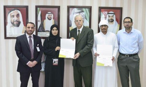 طلاب الهندسة يفوزون بالمركز الأول في هاكاثون المدينة الذكية
