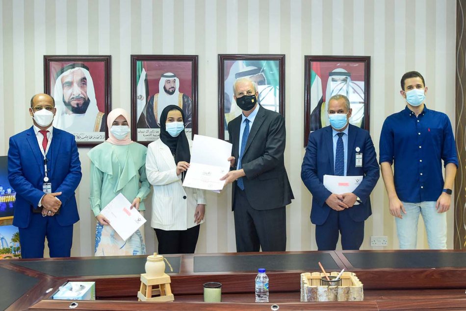 Honoring the winners of the Virtual Research Competition