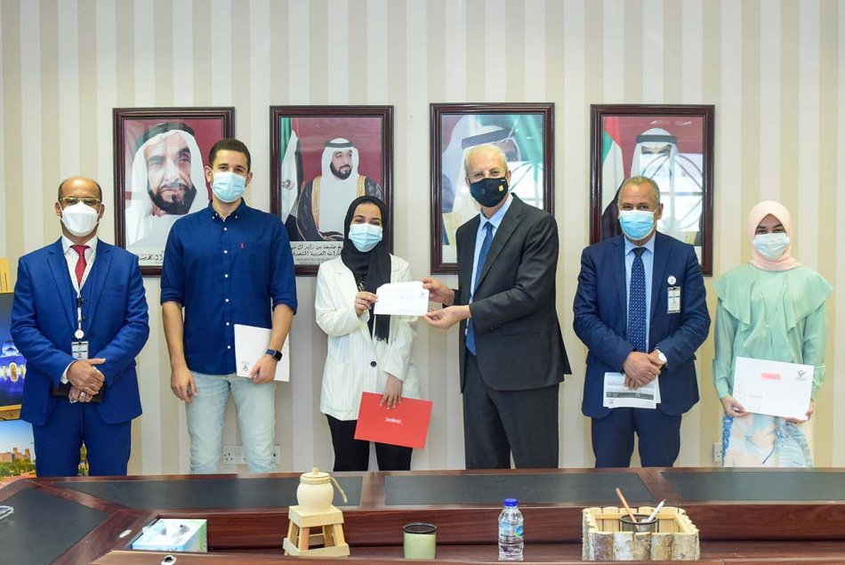 Honoring the winners of the Virtual Research Competition