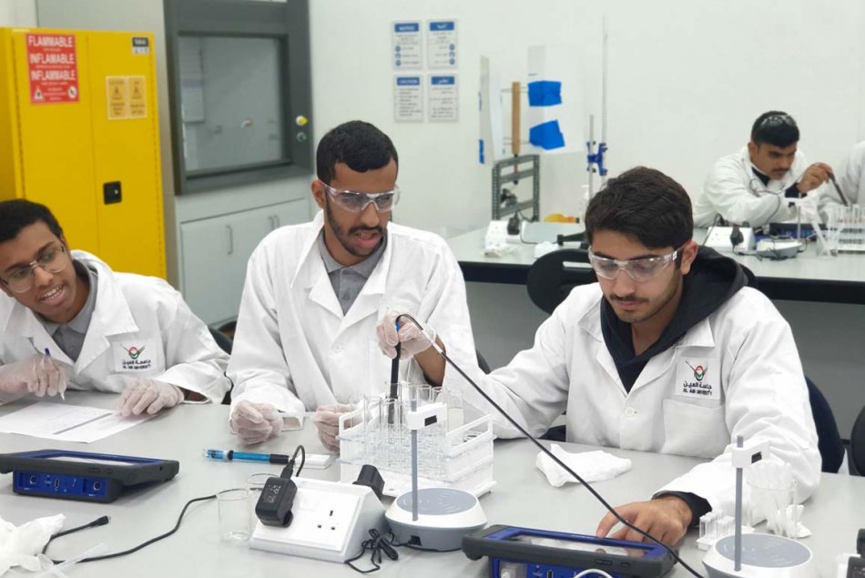 A Training Course for the Applied Technology High School students