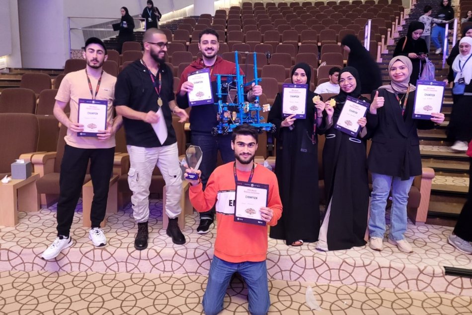 فوز كلية الهندسة بالمركز الأول في مسابقة MakeX Robotics