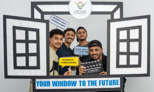 جامعة العين ترحّب بطلبتها الجدد للعام الأكاديمي 2025-2026 بفعاليات تعريفية في مقريها