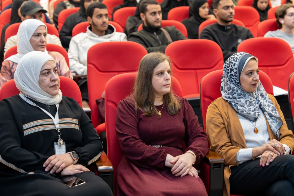 استراتيجيات التعامل مع الأزمات