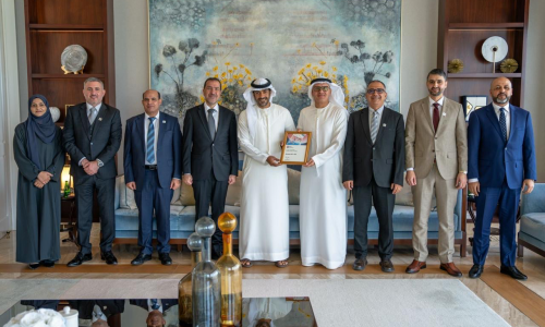 Sheikh Theyab bin Tahnoun bin Mohammed Al Nahyan Reviews Al Ain University’s Progress and Achievements with AAU Delegation